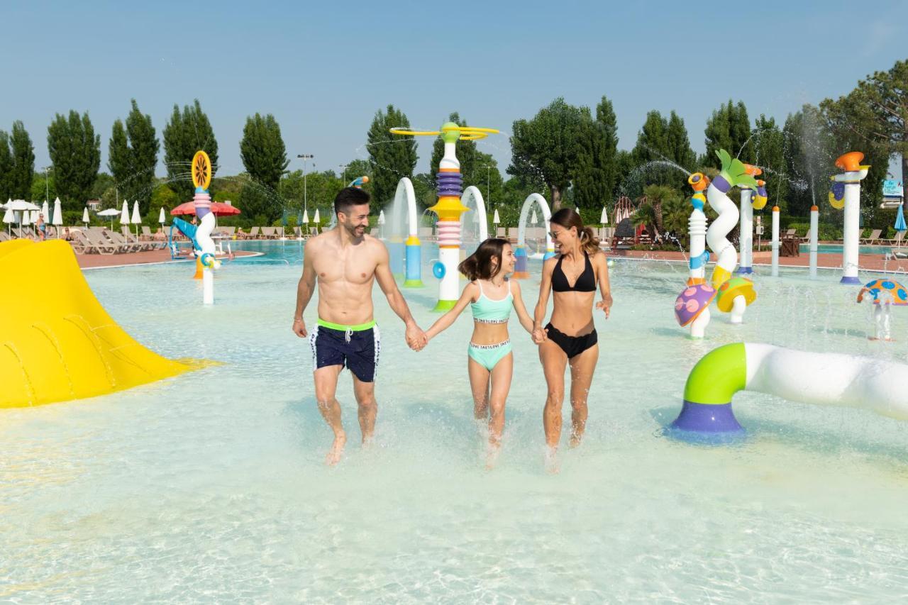 San Francesco Camping Village Ντεζεντσάνο ντελ Γκάρντα Εξωτερικό φωτογραφία