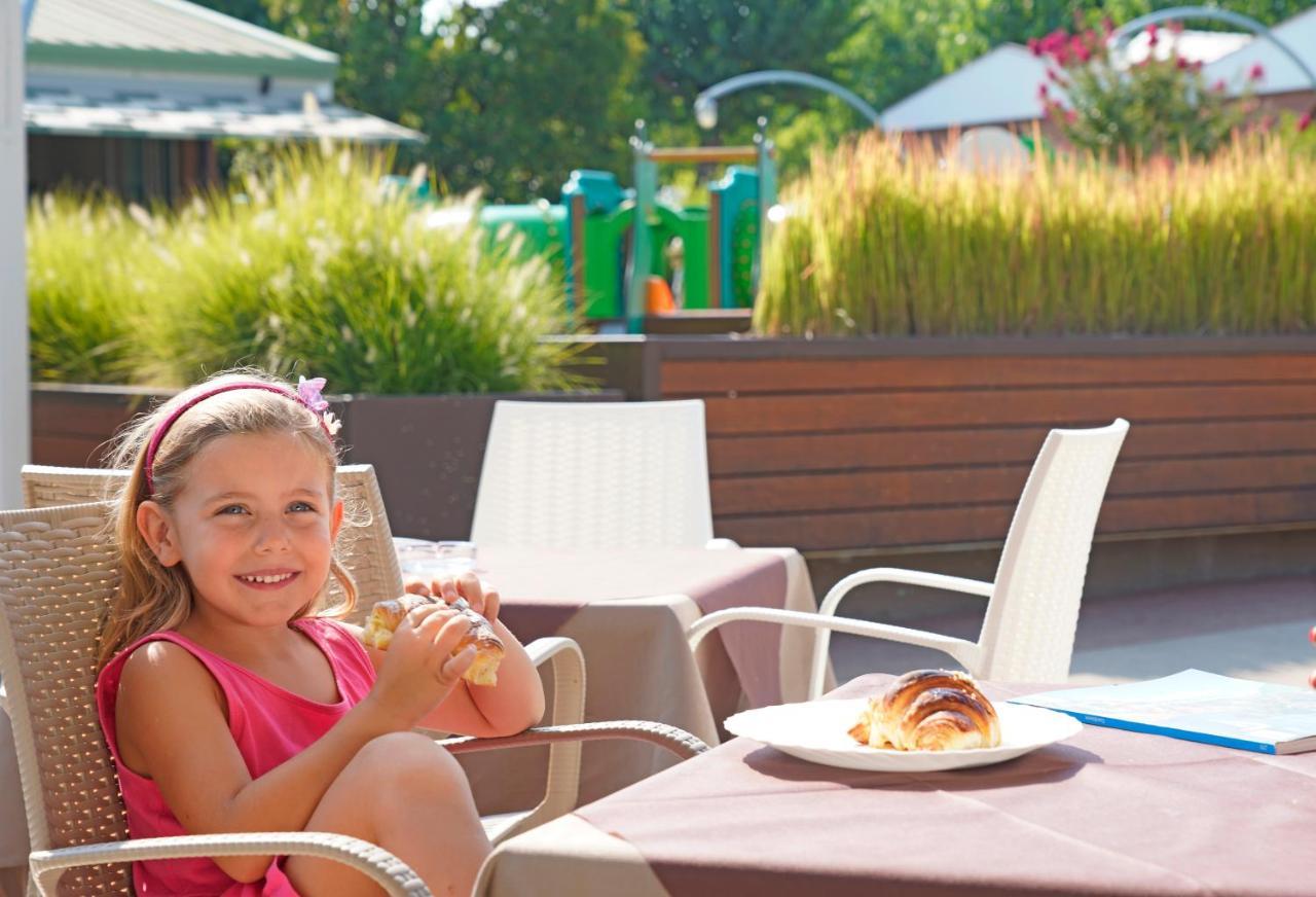 San Francesco Camping Village Ντεζεντσάνο ντελ Γκάρντα Εξωτερικό φωτογραφία