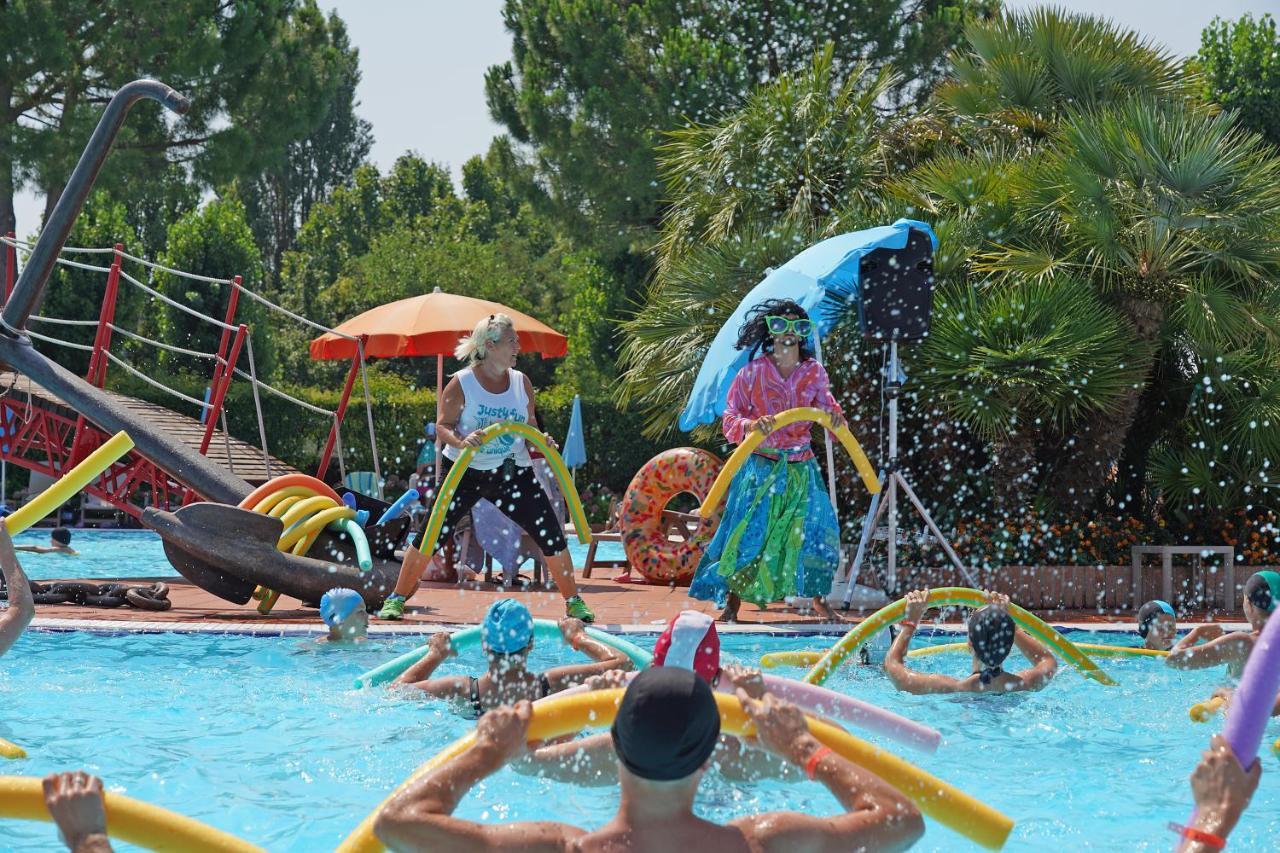 San Francesco Camping Village Ντεζεντσάνο ντελ Γκάρντα Εξωτερικό φωτογραφία