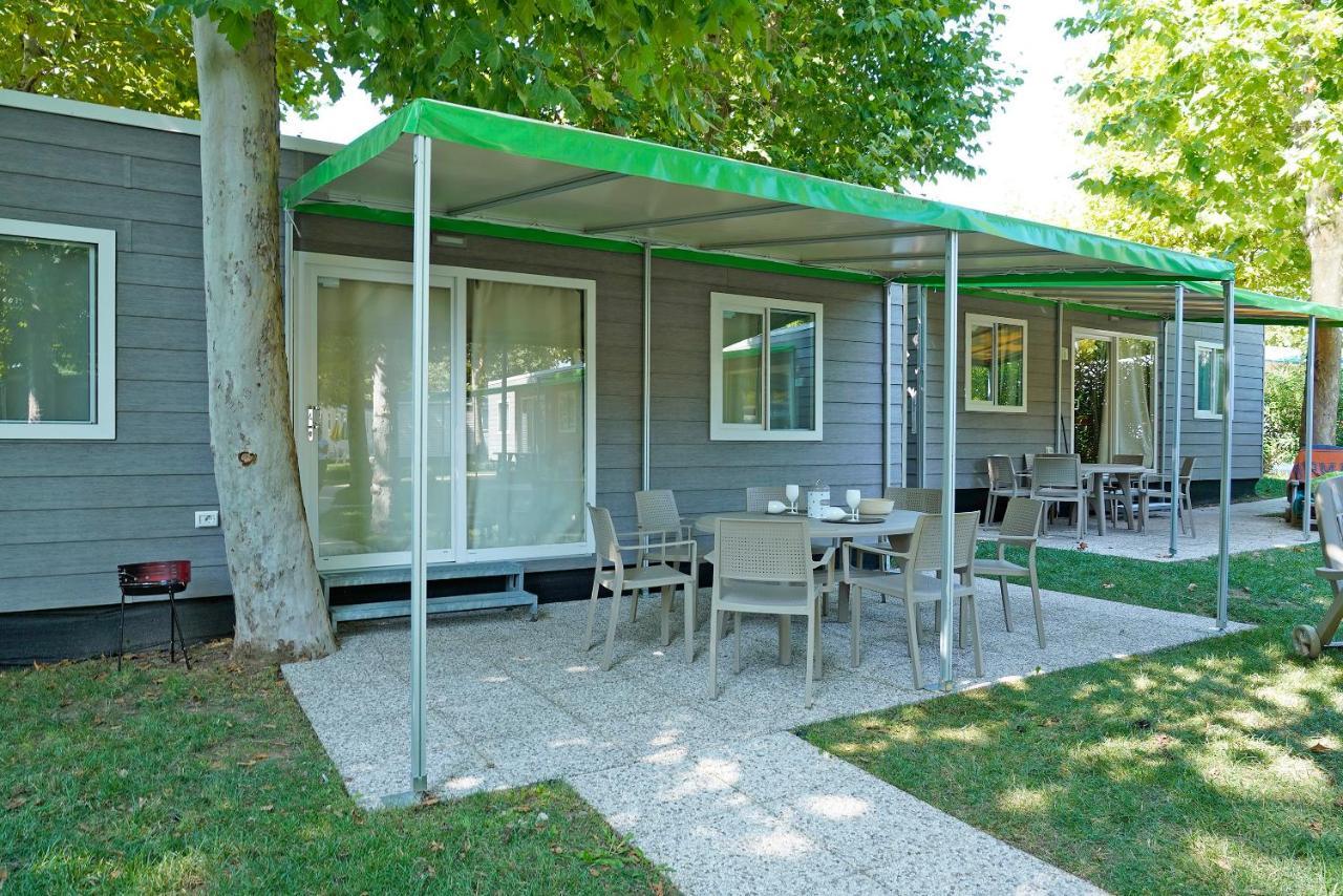 San Francesco Camping Village Ντεζεντσάνο ντελ Γκάρντα Εξωτερικό φωτογραφία