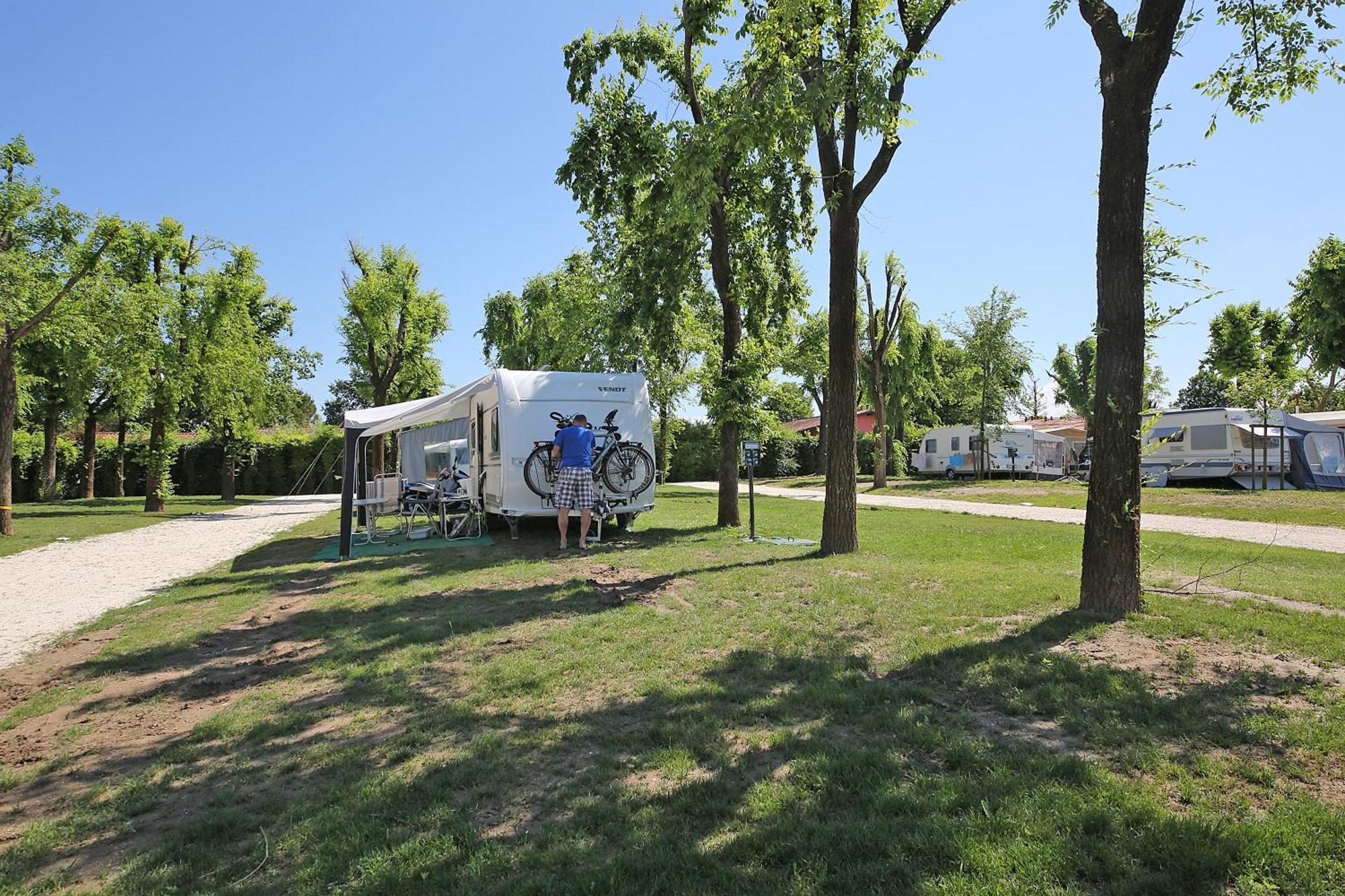 San Francesco Camping Village Ντεζεντσάνο ντελ Γκάρντα Εξωτερικό φωτογραφία